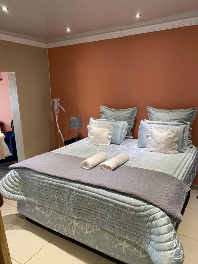 River Valley Guest House Butterworth Bagian luar foto